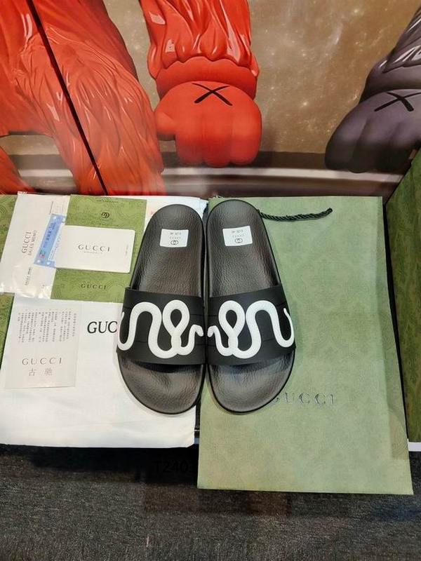 Gucci Men's Slippers 389